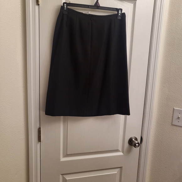 Le‎ Suit Charcoal A-Line Skirt - Picture 2 of 5